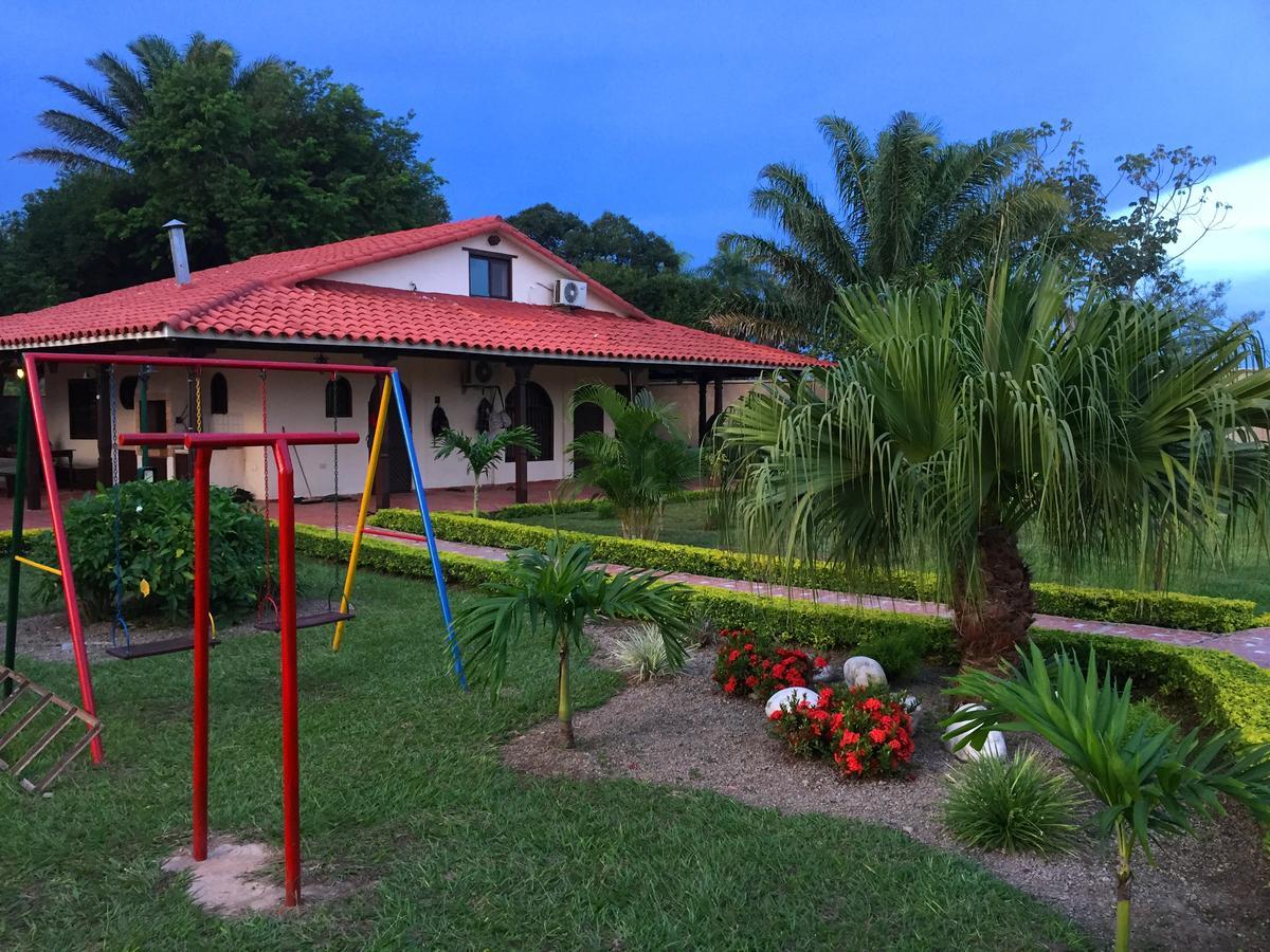 Los Jazmines Hotel Resort Варнес Экстерьер фото